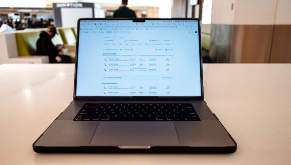 7 Mistakes to Avoid When Booking Flights Online