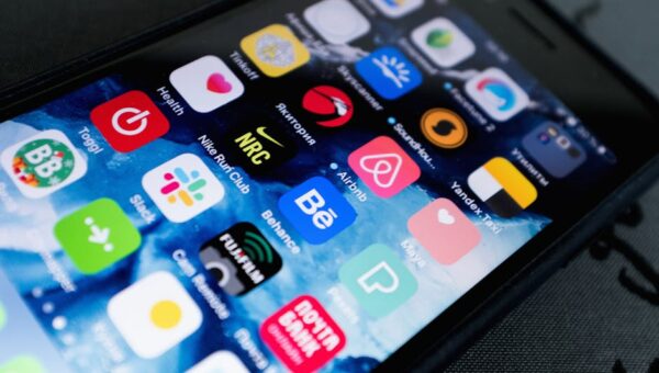 Top 15 Travel Apps Every Jetsetter Needs in 2026