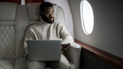 The Sky-High Office: Mastering Productivity During Long-Haul Flights in 2026